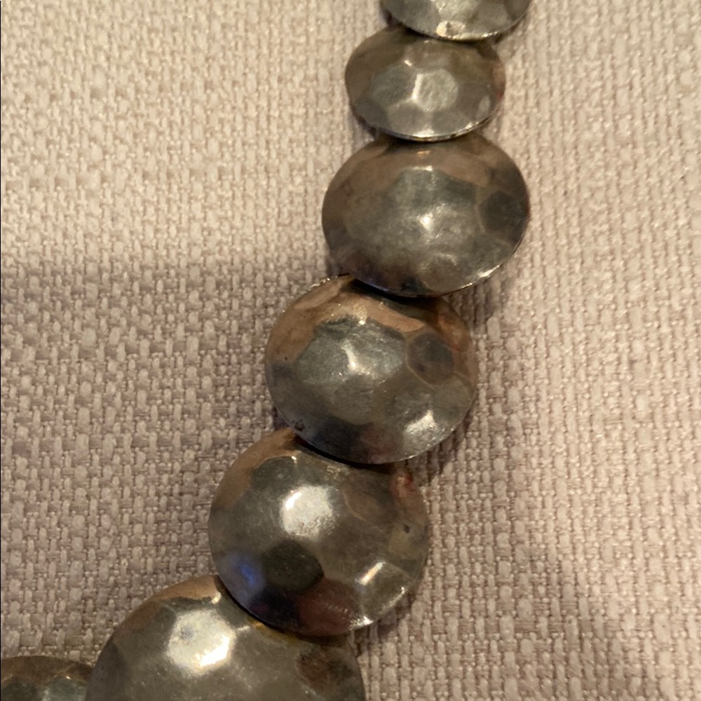 Elegant Silver Vintage Beaded Necklace - Picture 8 of 13